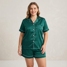 Load image into Gallery viewer, Emerald Luxe Plus Size Satin Pajama Shorts Set
